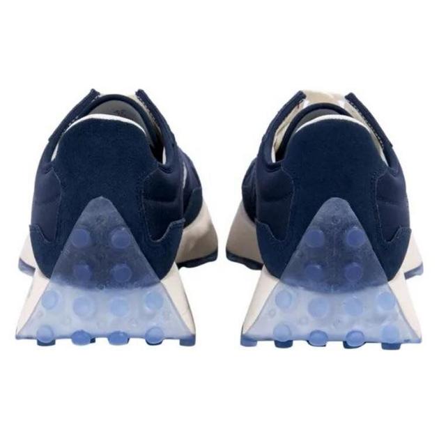 New Balance 327