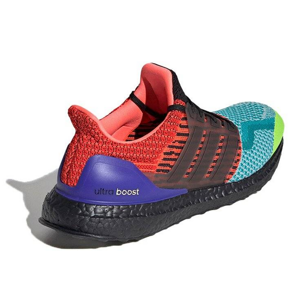 Adidas UltraBoost DNA