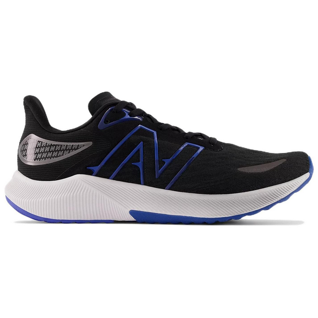 New Balance FuelCell Propel V3
