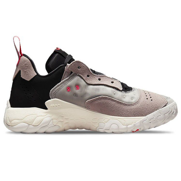 Jordan Delta 2