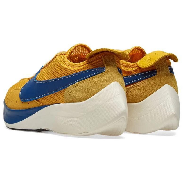 Nike Moon Racer
