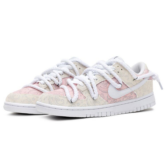 Nike Dunk Low ESS