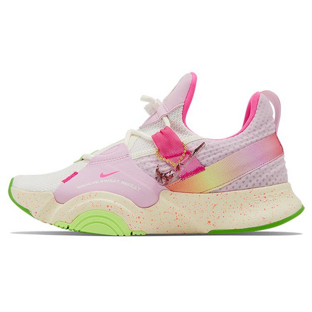 Nike SuperRep Groove