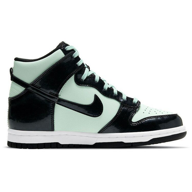 Nike Dunk barely Green