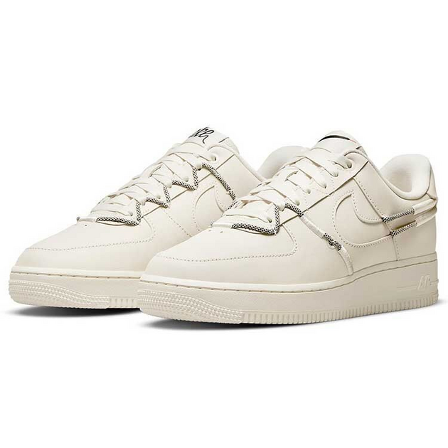 Nike Air Force 1 07 LX