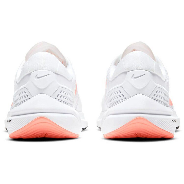 Nike Air Zoom Vomero 15