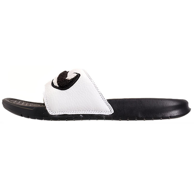 Nike Benassi