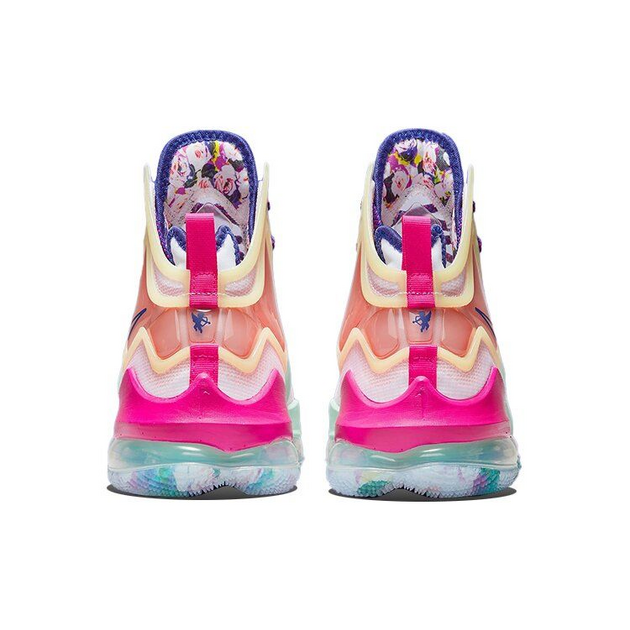 Nike LeBron 19 EP Love Letter 19