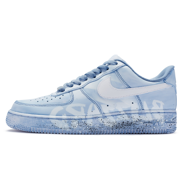 Nike Air Force 1 07