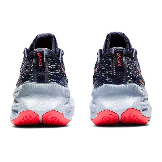 Asics Novablast 2