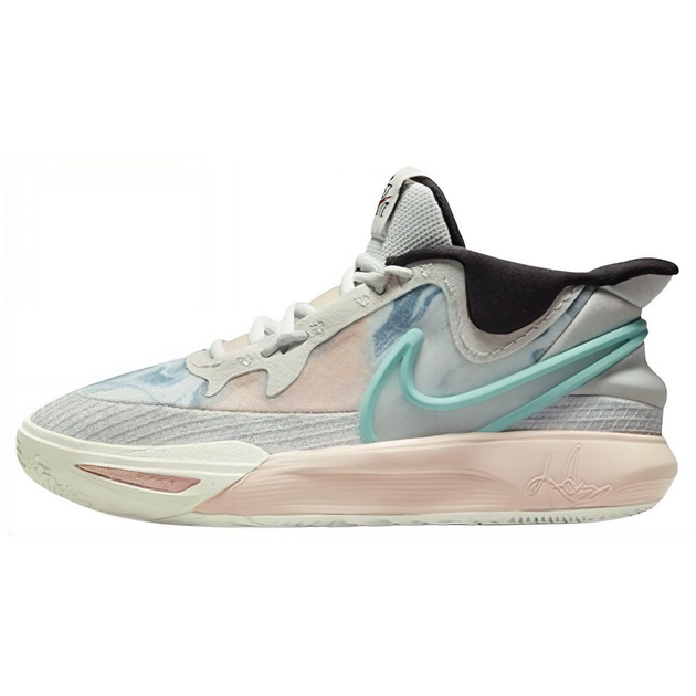 Nike Kyrie 8