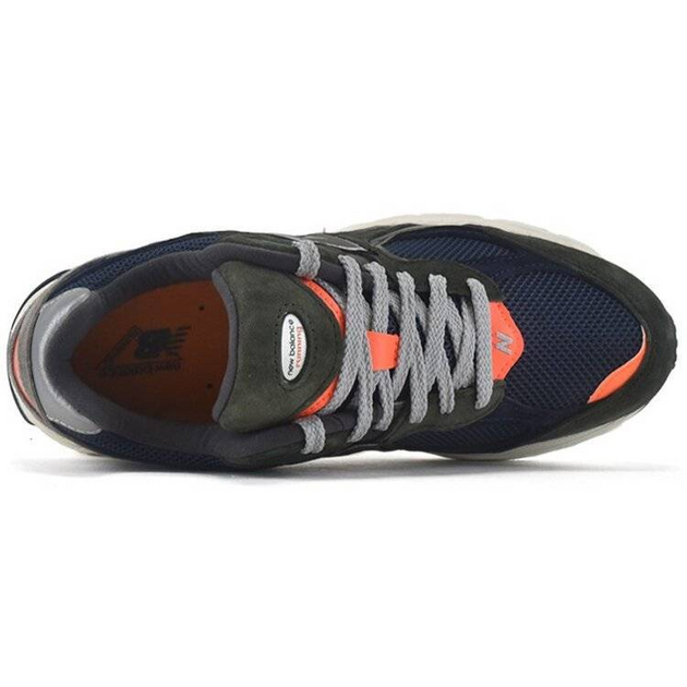 New Balance 2002R D