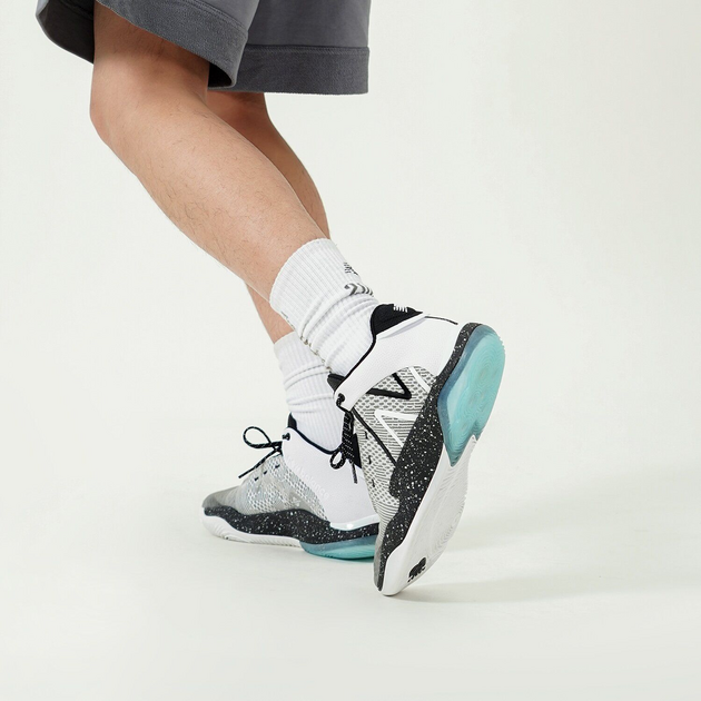 New Balance 2WXY V2