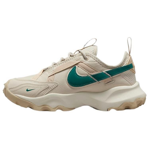 Nike TC 7900