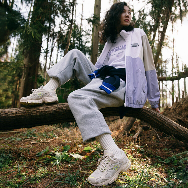 Niko and x New Balance 725