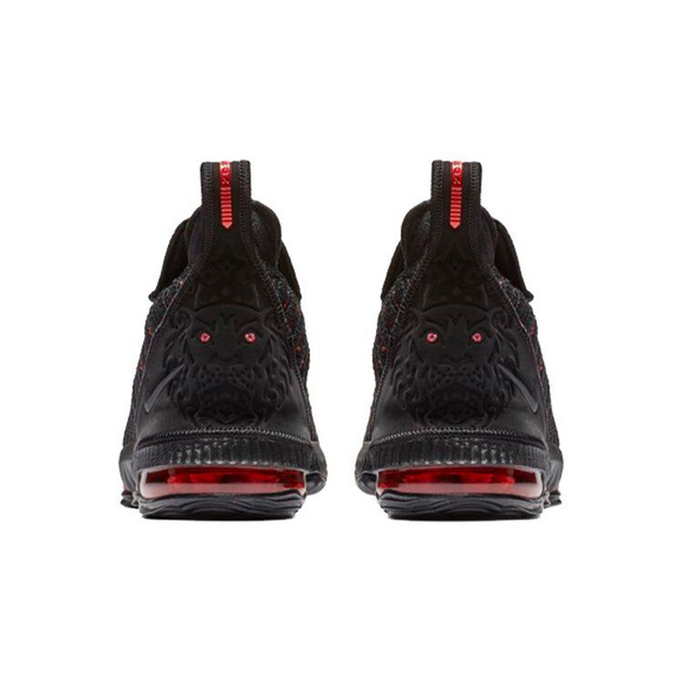 Nike LeBron 16
