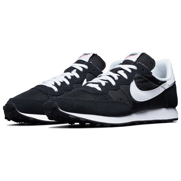 Nike Challenger