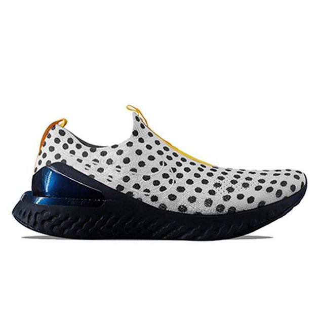 Nike Epic React Flyknit Phantom