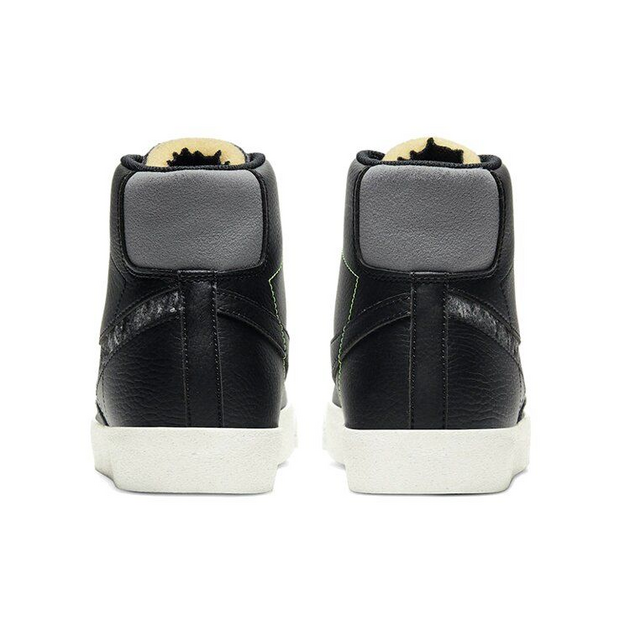Nike Blazer 77