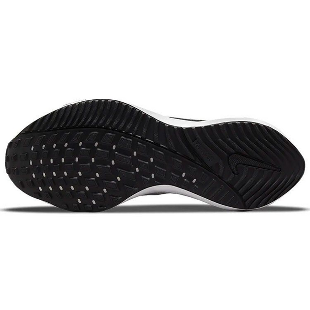 Nike Air Zoom Vomero 16