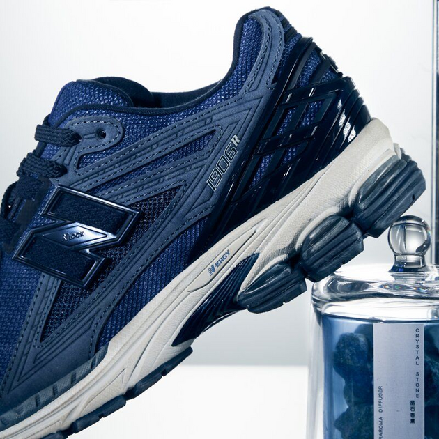 New Balance 1906R