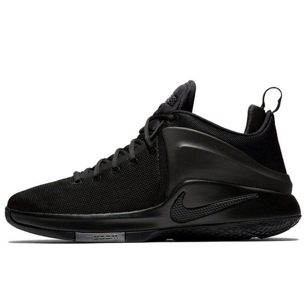 Nike Witness