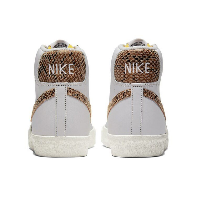 Nike Blazer 77