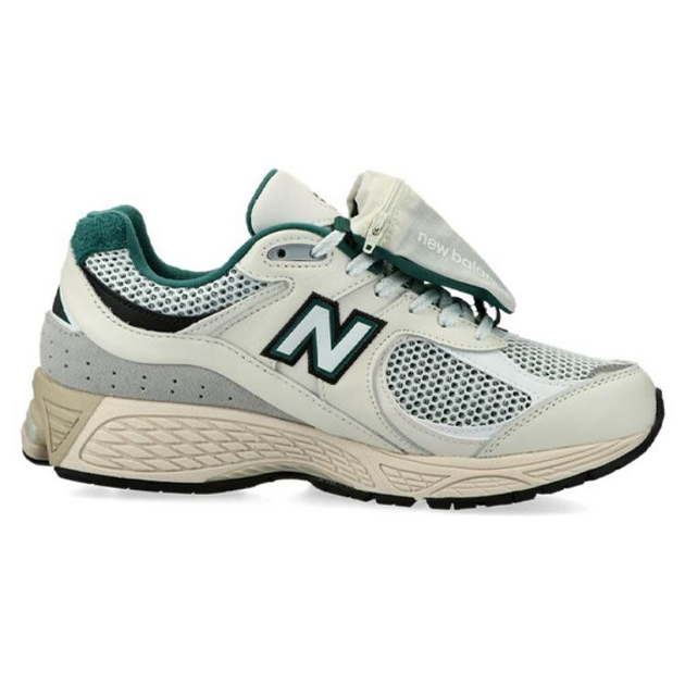 New Balance 2002R