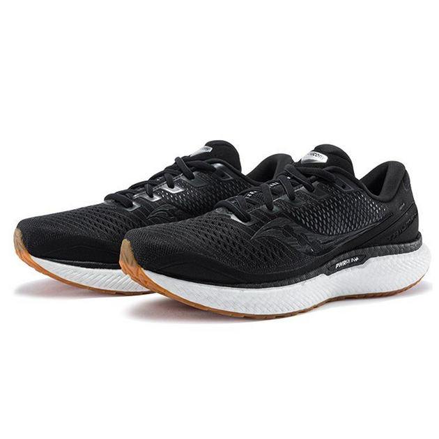 Saucony TRiumph 18