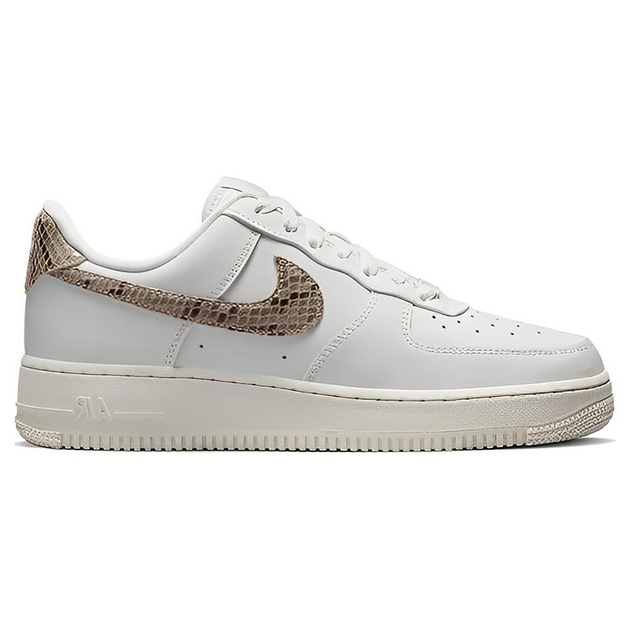 Nike Air Force 1 07