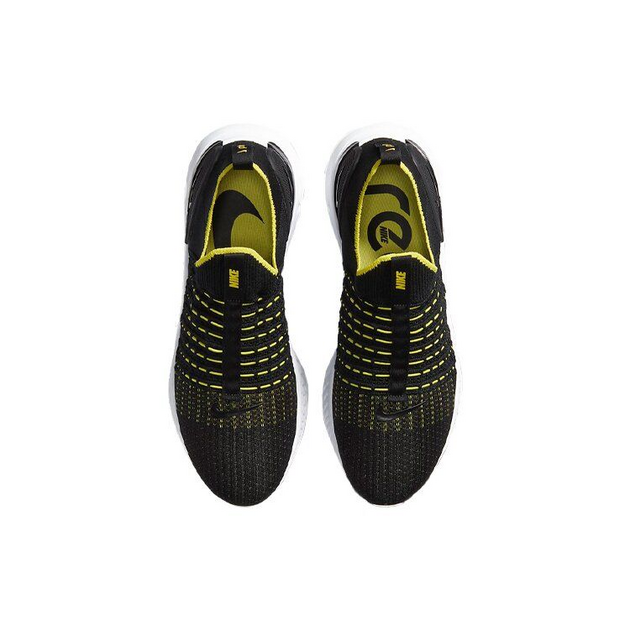 Nike React Phantom Run Flyknit 2