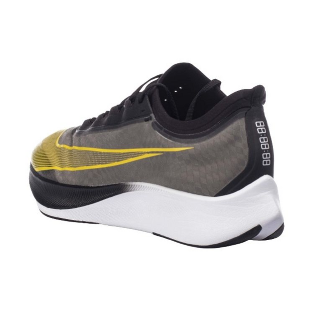 Nike Zoom Fly 3