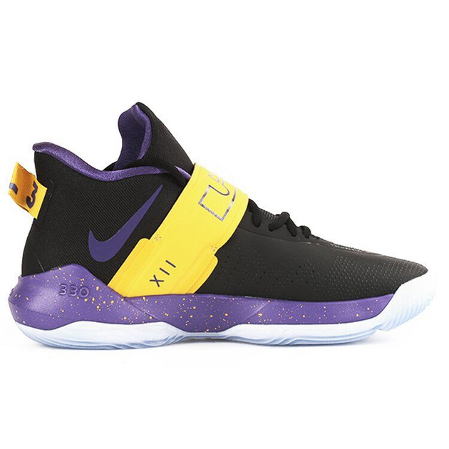 Nike Ambassador 12 12