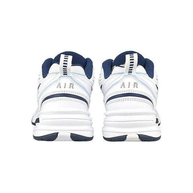 Nike Air Monarch 4