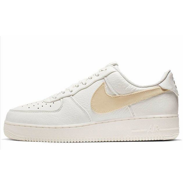 Nike Air Force 1 07 Big Swoosh