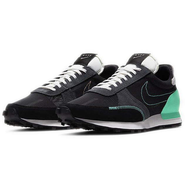 Nike Daybreak