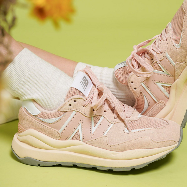 New Balance 5740