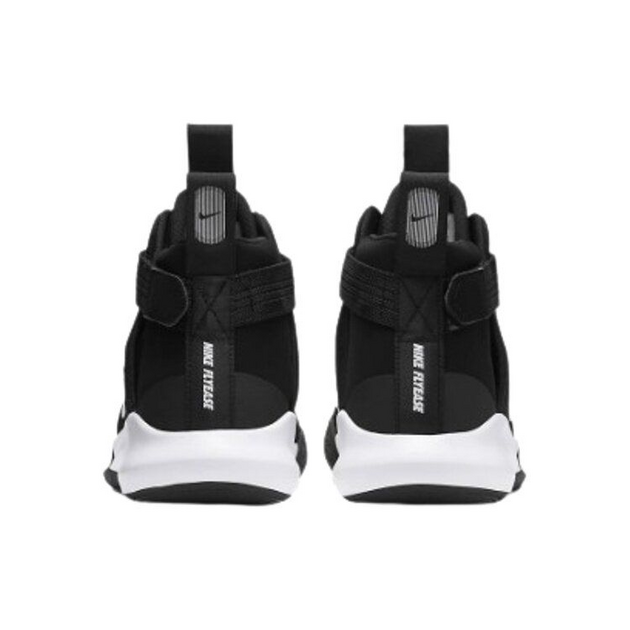 Nike Precision 3 4E