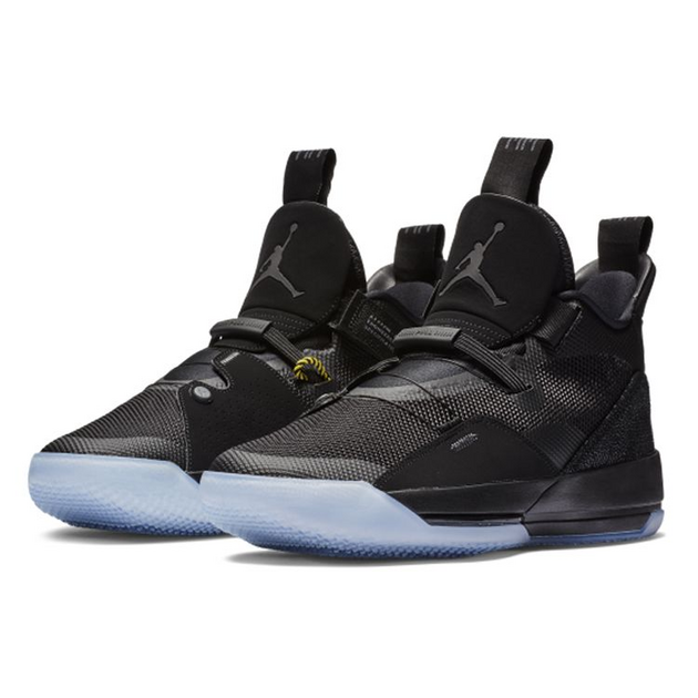 Air Jordan 33 Blackout