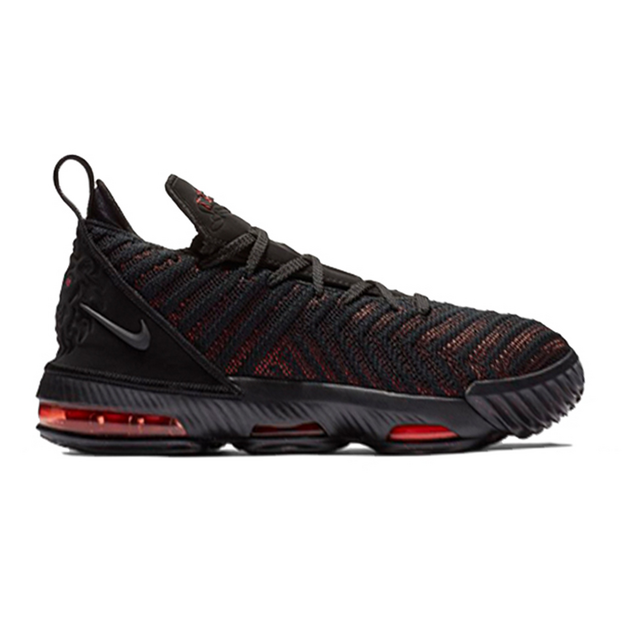 Nike LeBron 16