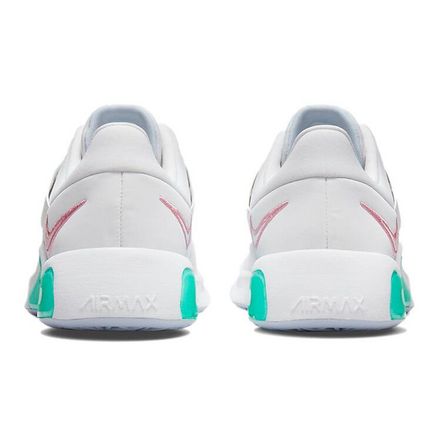 Nike Air Max Bella TR 4