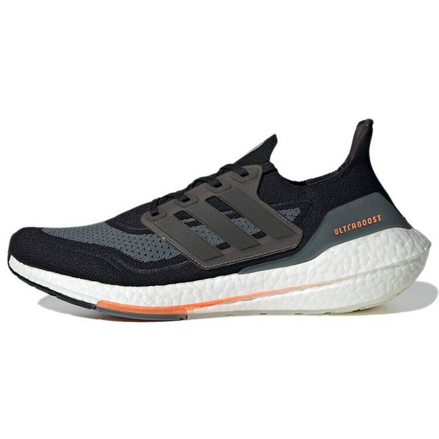 Adidas UltraBoost 21