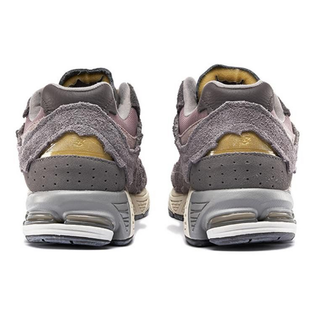 New Balance 2002R