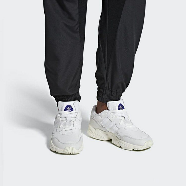 Adidas Originals Yung96 TRiple