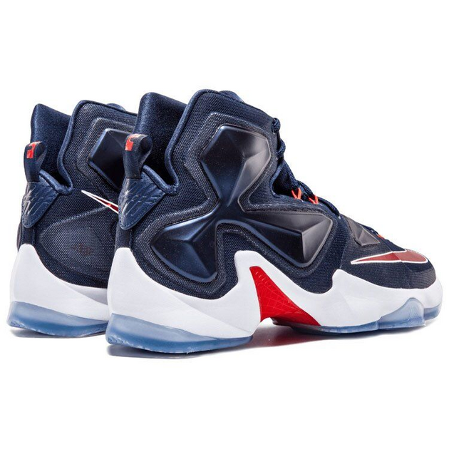 Nike LeBron 13