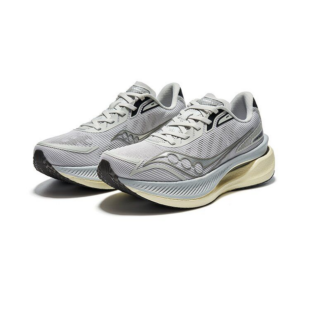 Saucony IDLING