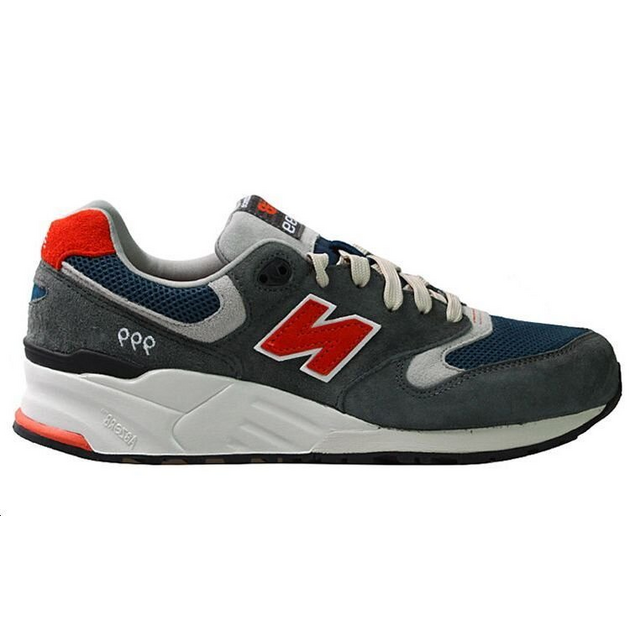 New Balance 999