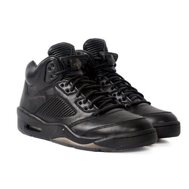Air Jordan 5 Retro TRiple Black
