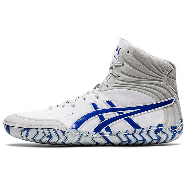 Asics Aggressor 4