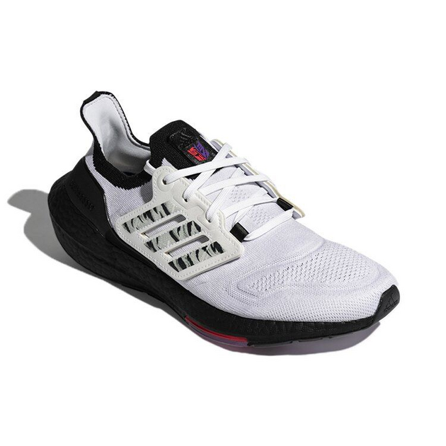 Adidas UltraBoost 22